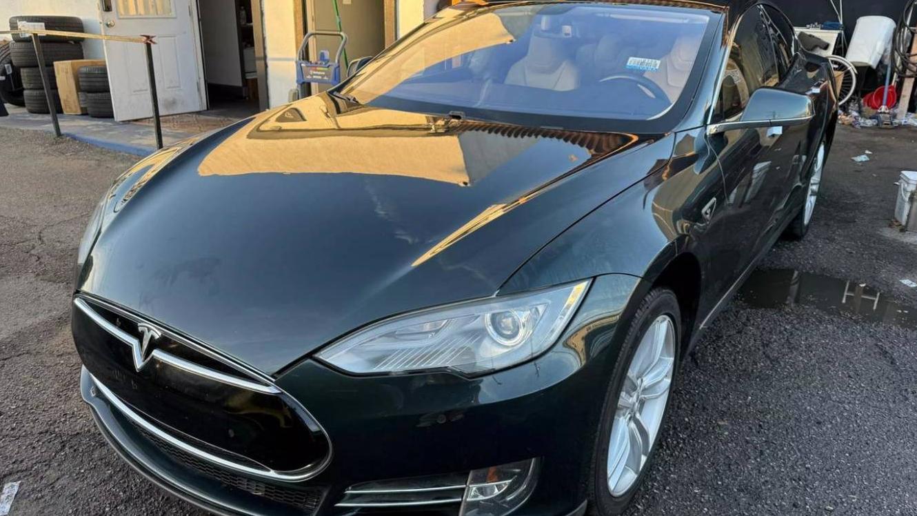 TESLA MODEL S 2014 5YJSA1H12EFP49769 image